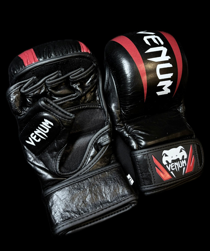 دستکش چرم آماتور MMA طرح ونوم (Venum)