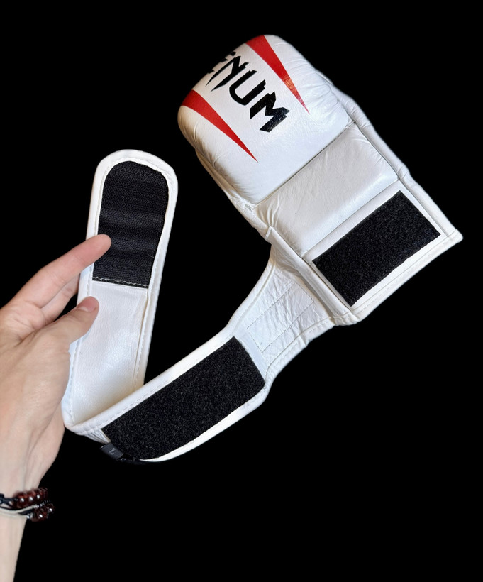 دستکش چرم آماتور MMA طرح ونوم (Venum)