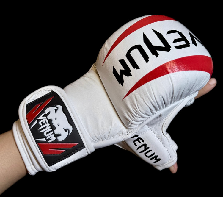 دستکش چرم آماتور MMA طرح ونوم (Venum)