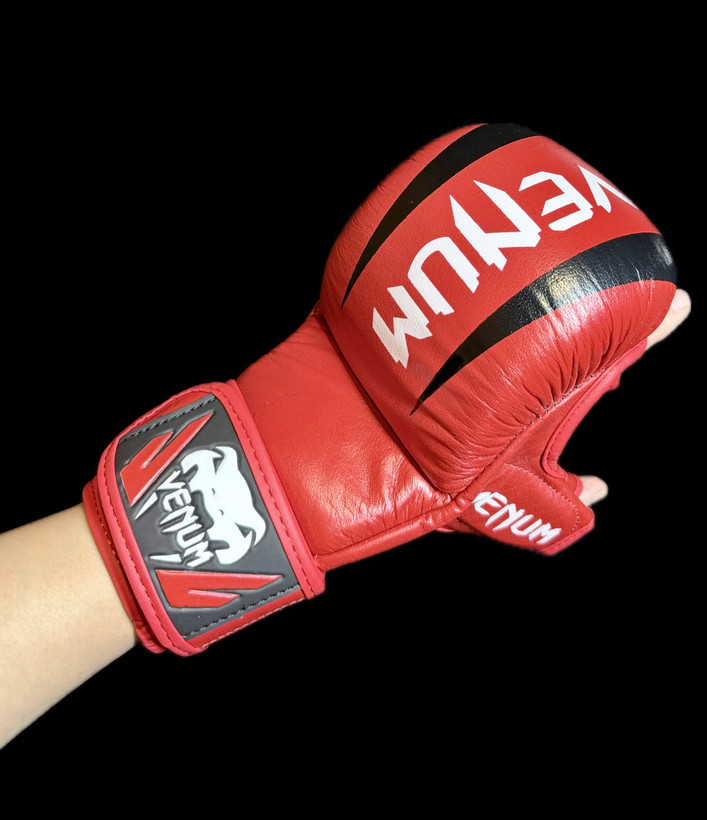 دستکش چرم آماتور MMA طرح ونوم (Venum)