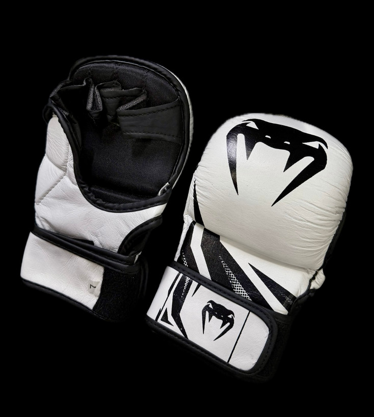 دستکش mma چرم ونوم