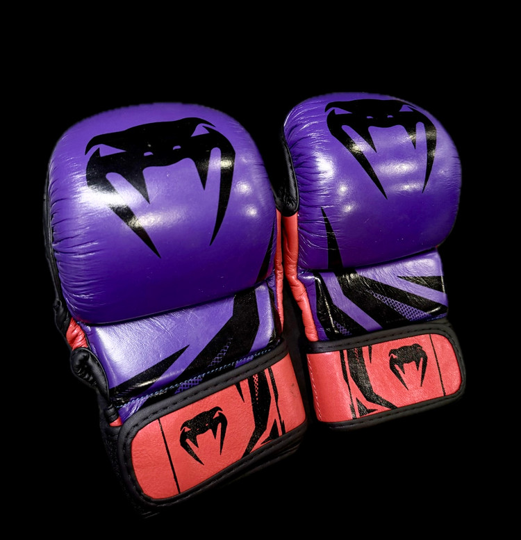 دستکش mma چرم ونوم