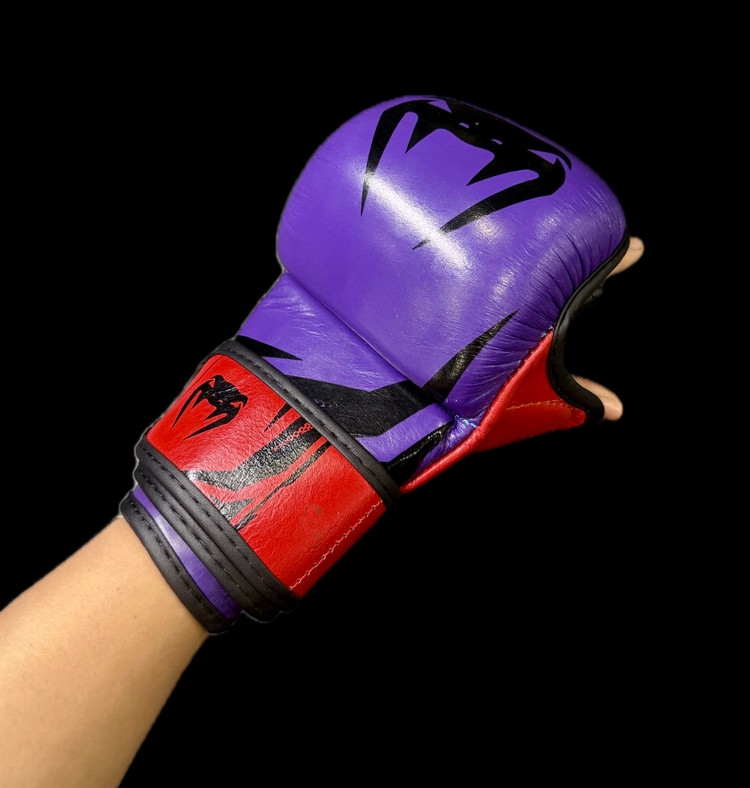 دستکش mma چرم ونوم