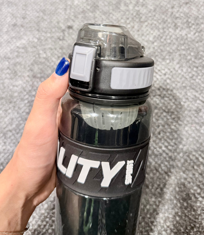 شیکر و قمقمه ورزشی asics