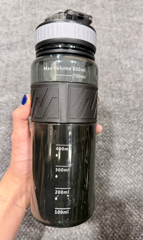 شیکر و قمقمه ورزشی asics